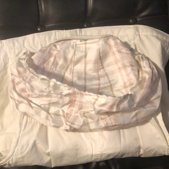 Burberry white vest - Picture 5 of 9